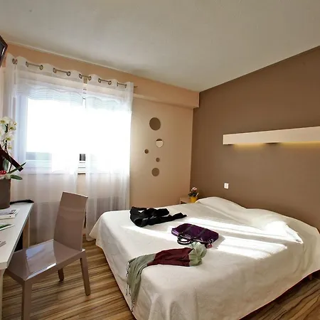 Szálloda Logis De La Bruyere