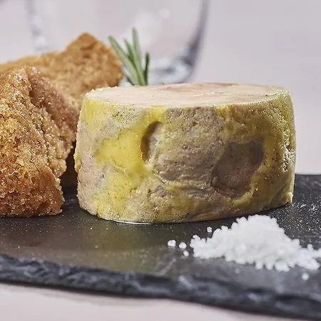 Logis De La Bruyere 3*