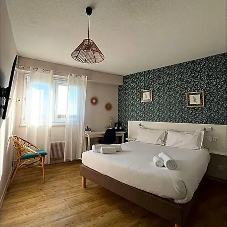 Logis De La Bruyere 3*