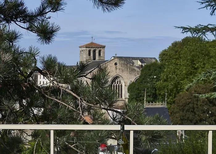 De La Bruyere Hotel Pouzauges