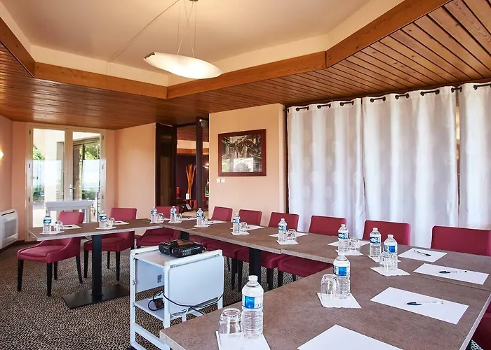 De La Bruyere 3* Pouzauges